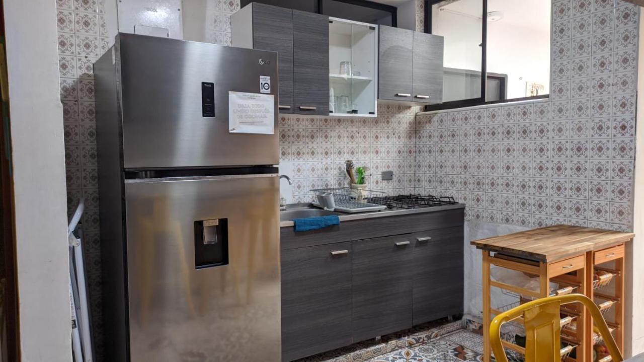 Casa Tuvia Parque Hostel Medellin Ngoại thất bức ảnh